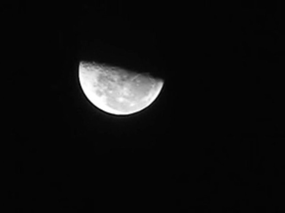 moon 09-11-09