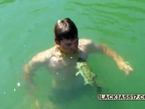 Brochets et black bass en float tube-2009