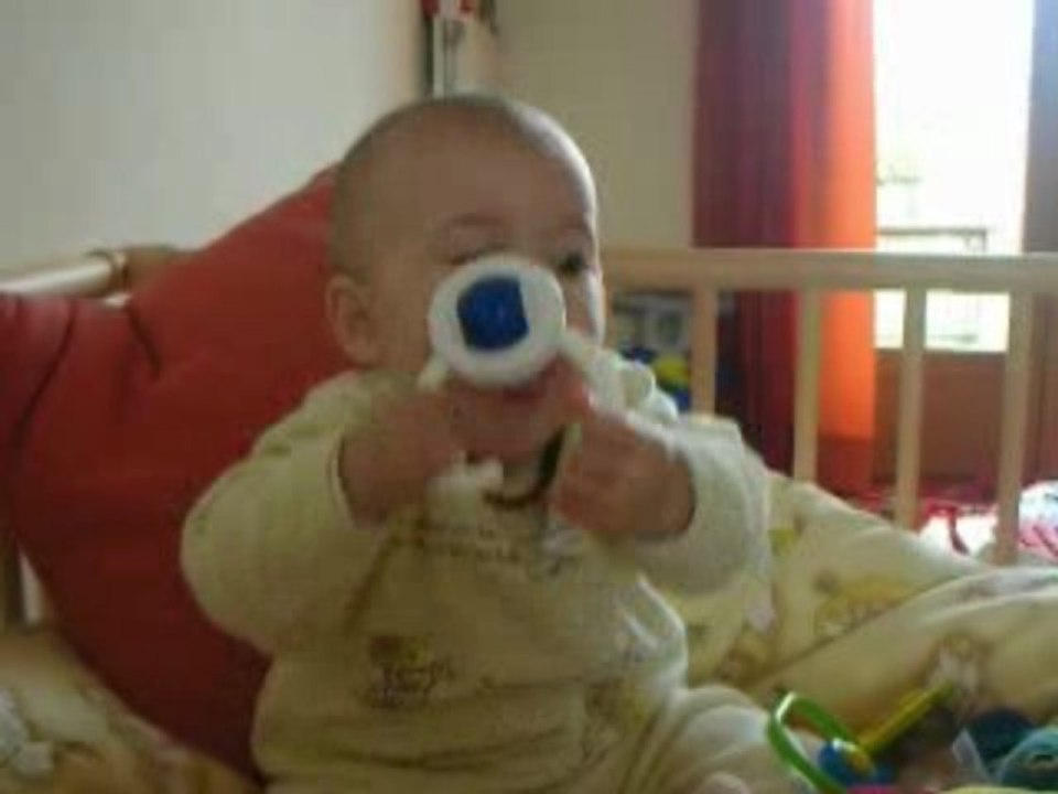 Zia et les dents qui travaillent ... ???? nooooonnnnn !!!