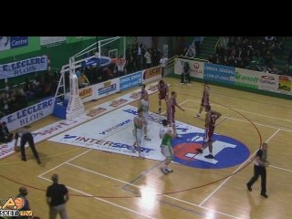dunk Johan Blot contre Denain