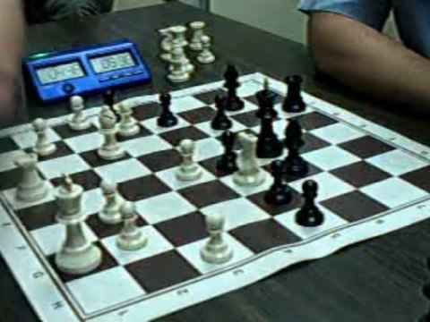 ECHECS : ZITOUN 1 VS 0 BEN (CLASSE A 2009)