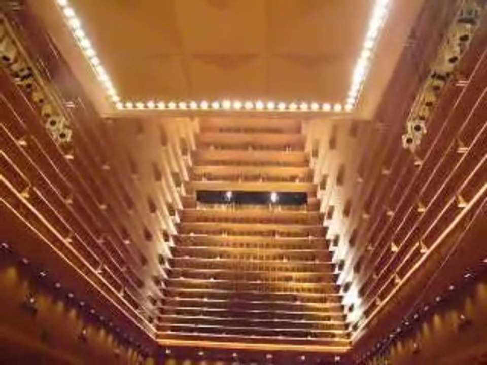 découverte salle Tokyo City Opera