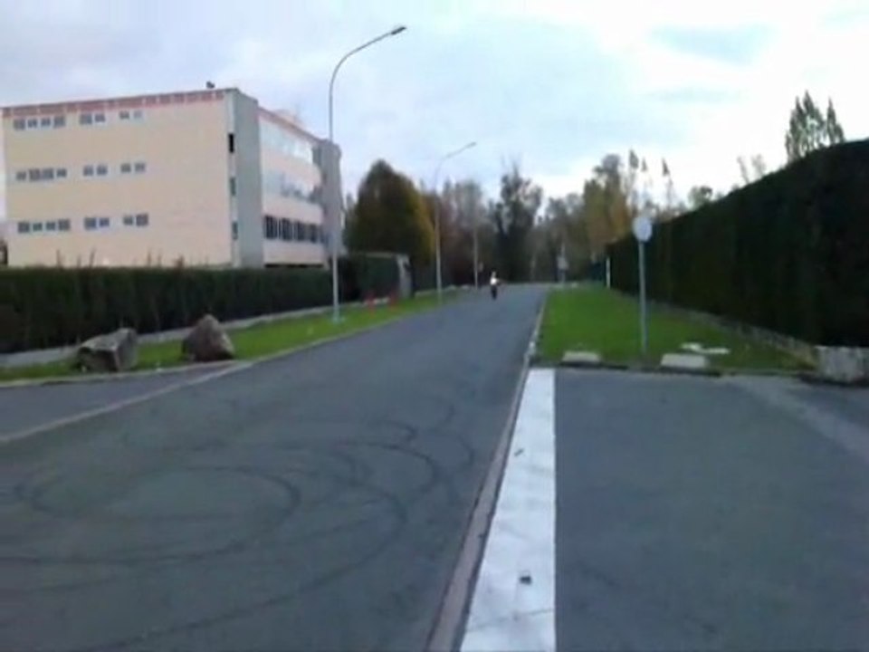 la bul et frédo en roue a moissy