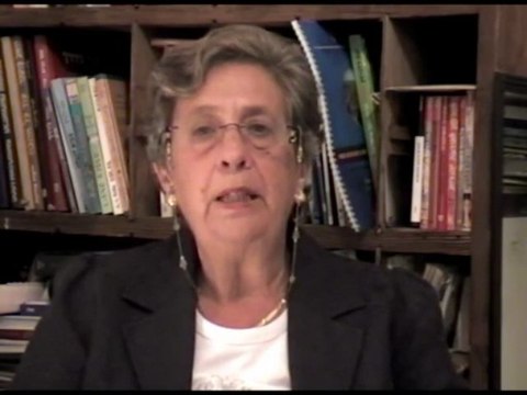 קריאה מהירה משמשת את נחמה ככלי ללמוד שפה חדשה