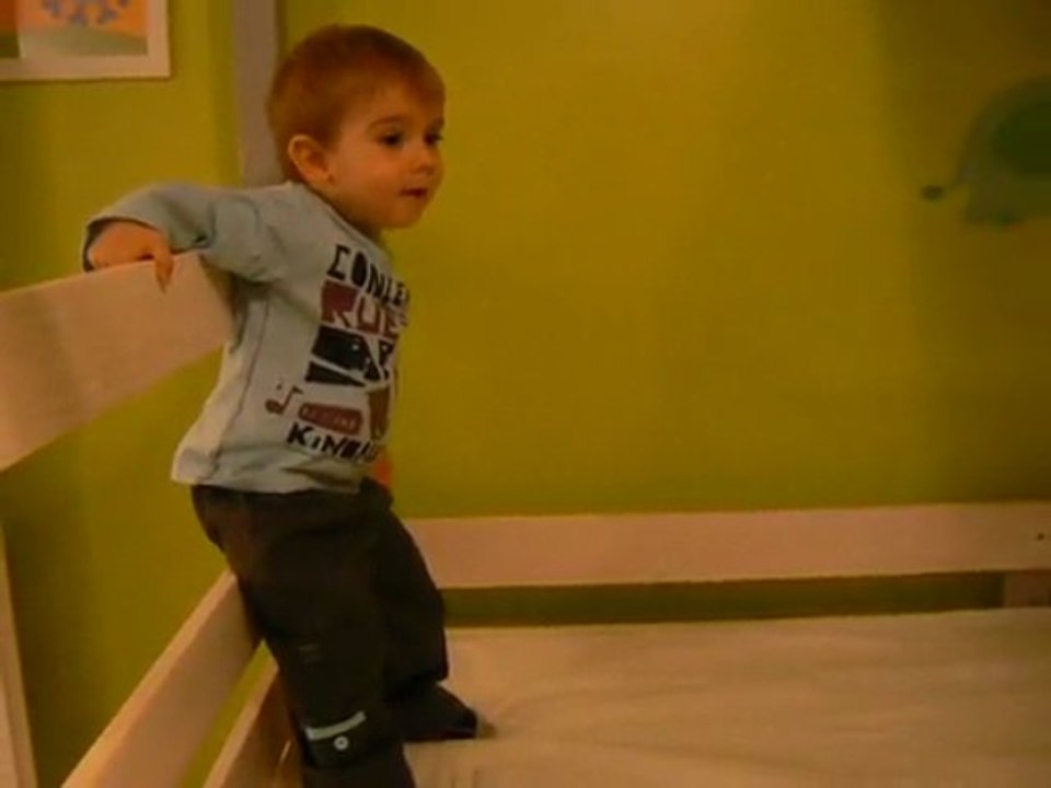 Camille et son nouveau lit