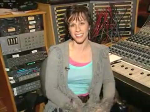 Alanis Morissette * Excuses * Acoustic AOL Session 04