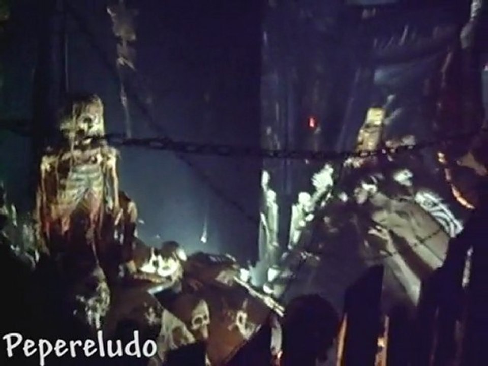 Transdemonium on ride version Halloween - Parc Astérix