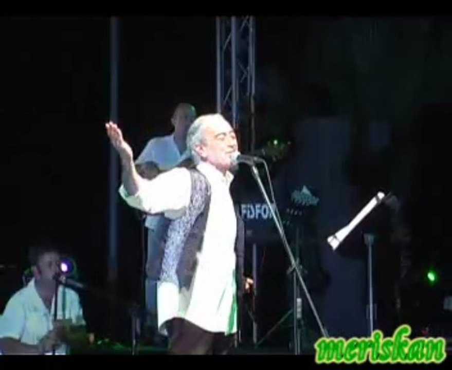 EDİP AKBAYRAM ALİAĞA KONSERİ-BEN ÖLÜRSEM