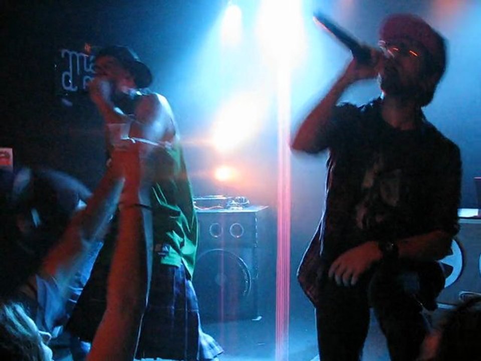 Maniacx @Mains d'Oeuvres 071109 Alcohol