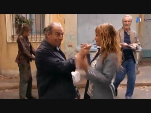 EXCLUSIVITE! Extrait Episode - 1243 (11 Novembre 2oo9)