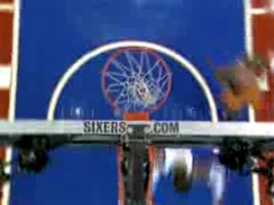 NBA Jrue Holiday makes the diving steal and then gives it up