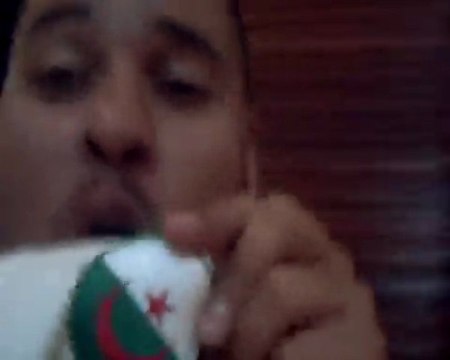 CLIP DES SUPPORTERS ALGERIEN ALGERIA UNITED