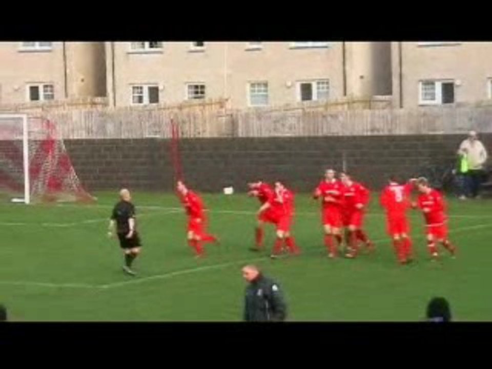 DAVID CLAPPERTONS GOAL AGAINST NEILSTON