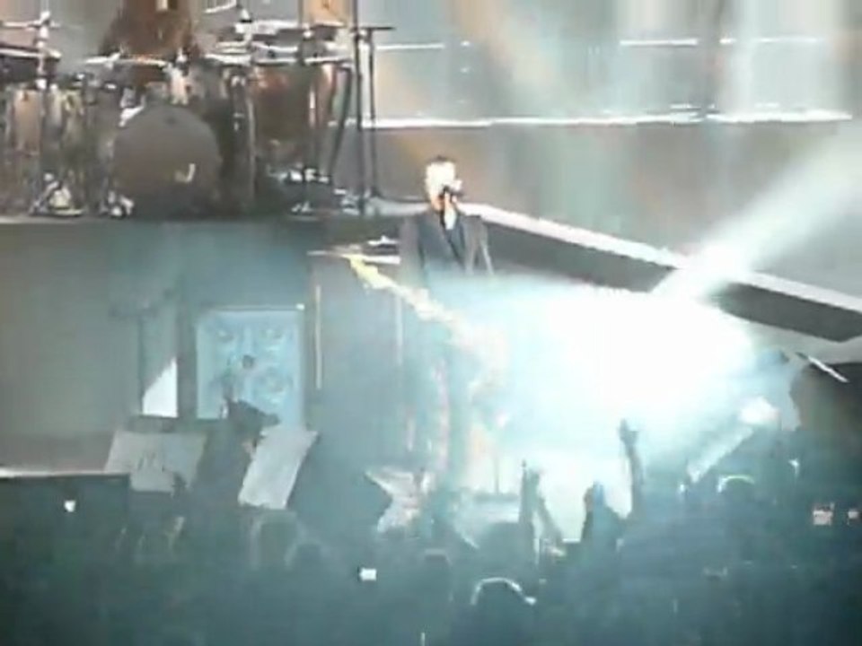 06-11-09 Concert Calogéro "La bourgeoisie des sensations"