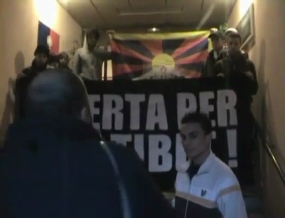 Identitaires = cretins utiles du CRIF ?