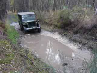 vadrouille en jeep hotchkiss le pied !!!!!!!!!!!