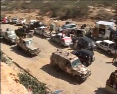 قوافل الدعم الشعبي تعبرعن رفض مايقوم به الارهابيون الحوثيون