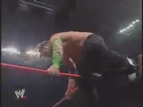 RAW Tag Team Match:hardys,DX,MNM and RKO)