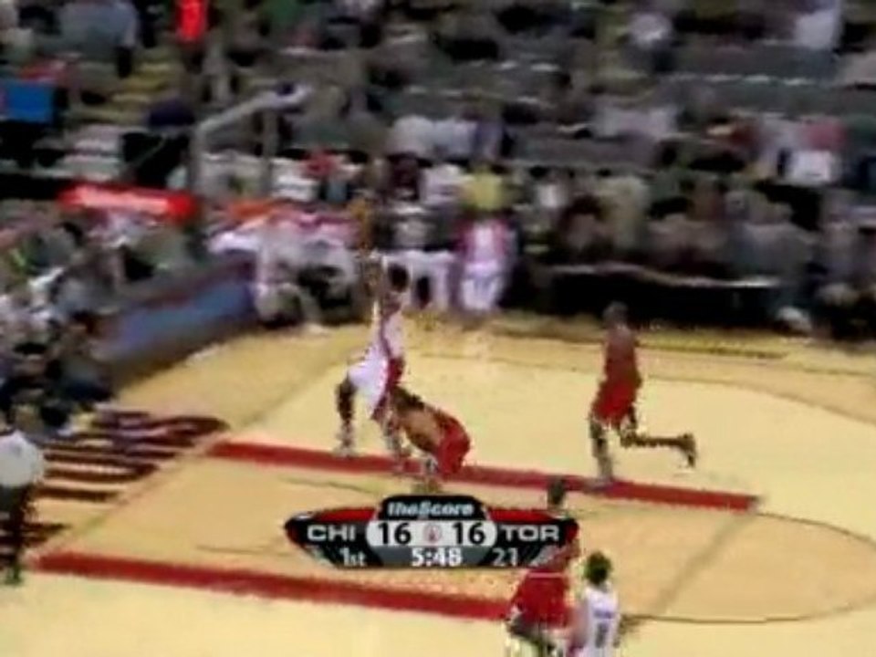 NBA Hedo Turkoglu fires the ball down the court...