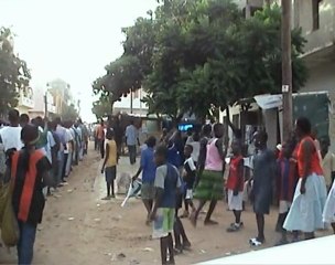 Marche des militants du PVD en soutien à Cheikh Modou Kara Mbacké Noreyni