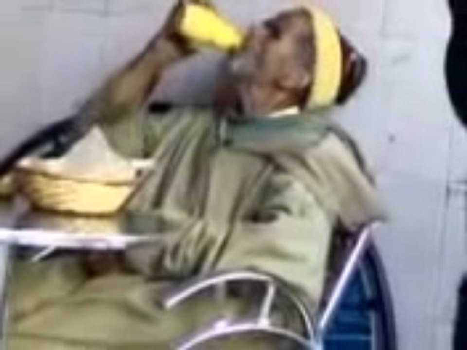 Quand les vieillards se mettent à la moutarde a ne pas rater