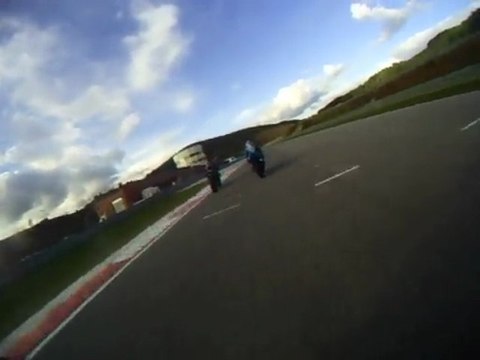 beignet team au pole mecanique le 8-11-09 par beignet eddy