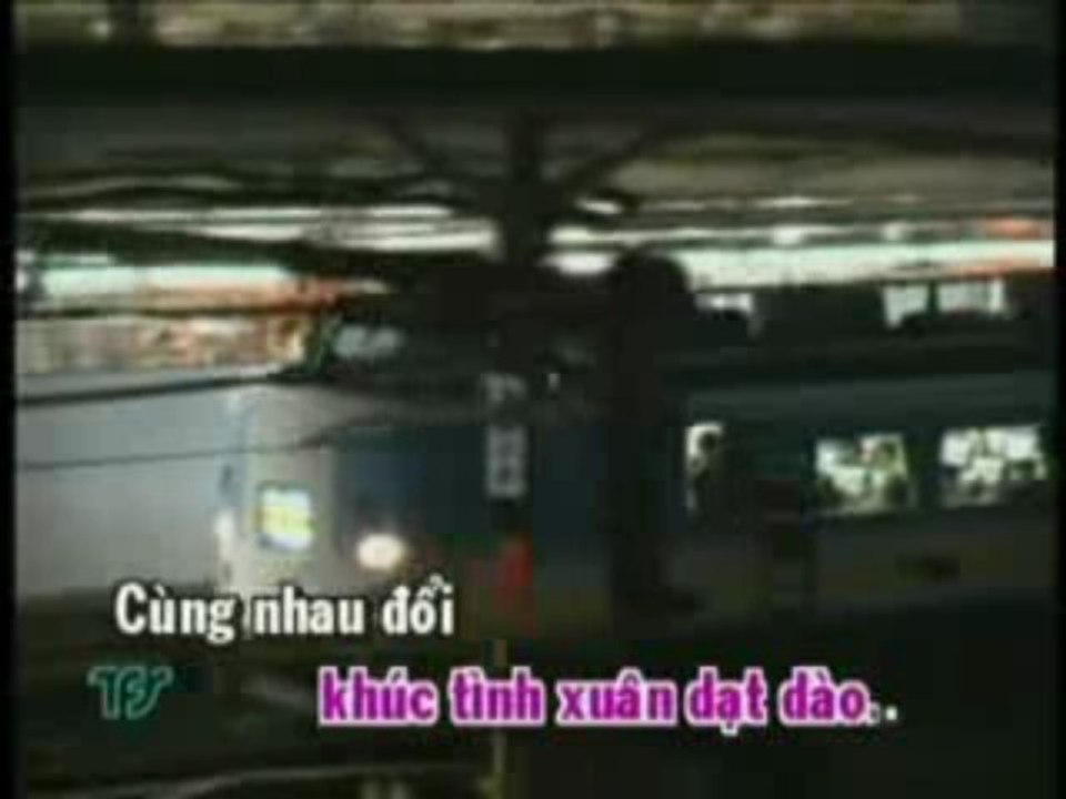 Ly Chim Xanh