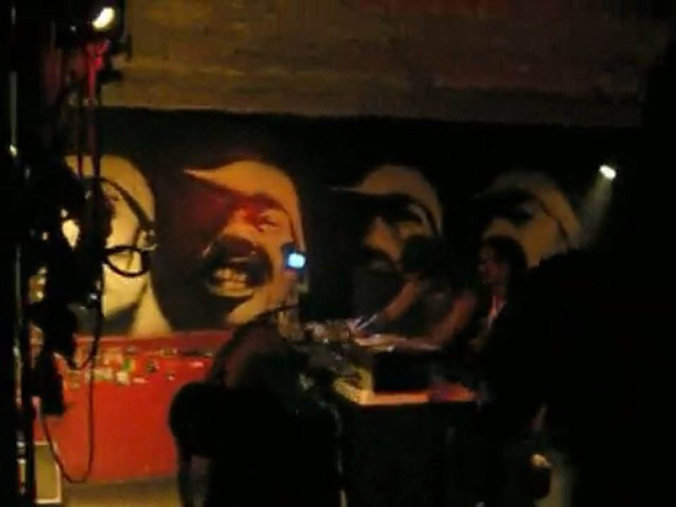 Murray Man inna di house!!