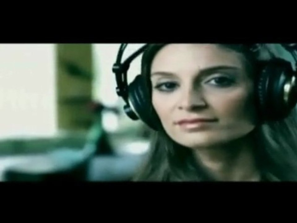 Ilker Uncuoglu - Bir Ben (2009) by Aluxton