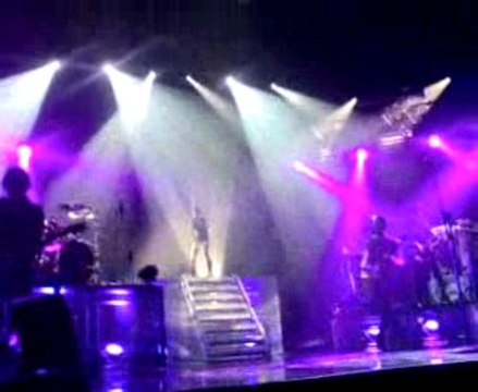 11/11/09 - Superbus Amnéville - Superstar