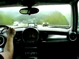 Gerçek Otoban Faresi Karşınızda - Mini Cooper