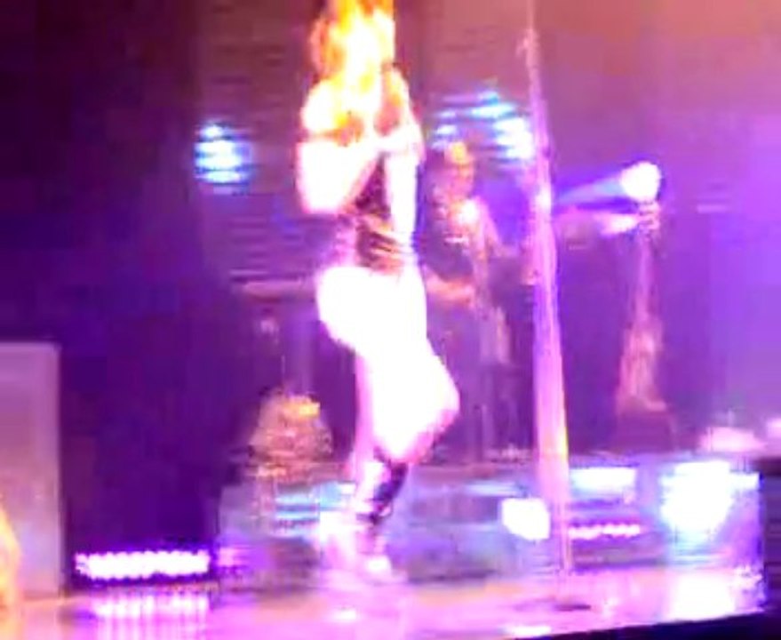 11/11/09 - Superbus Amnéville - Apprends Moi