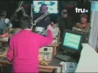 GUY FEELS UP HIS MOM