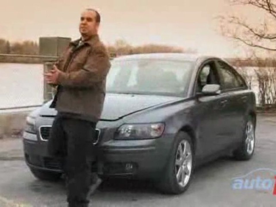 Volvo S40 2.4i 2006 par Auto123.com