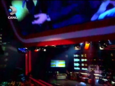 Beyaz Show Memati Bu Şehir Girdap Gülüm Türküsü