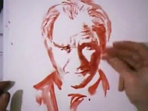 Atatürk'ün Resmini Çiziyor -izle-