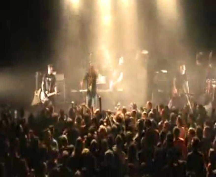 Mass Hysteria "world on fire"