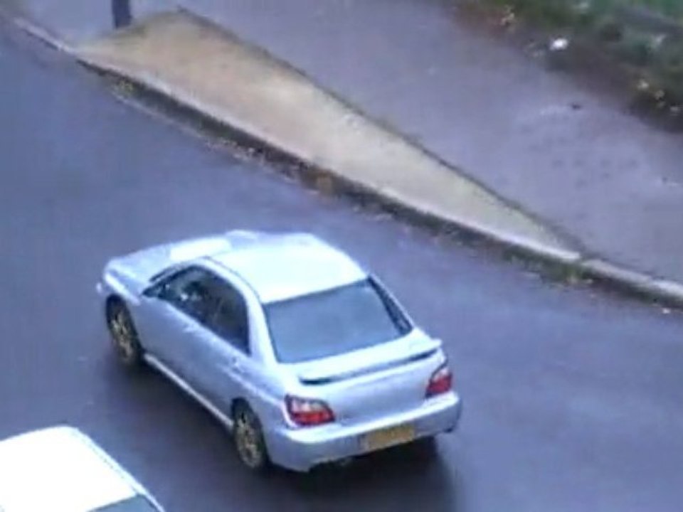 subaru impreza wrc grise