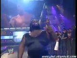 WWE - Smackdown - Batista affronte Mark Henry (en français!)