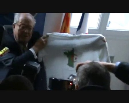 Jean-Marie Le PEN et le tee-shirt de la colonisation