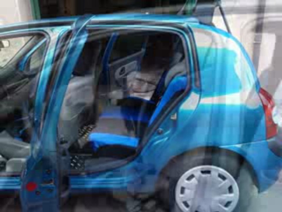 Voiture clio Kévin