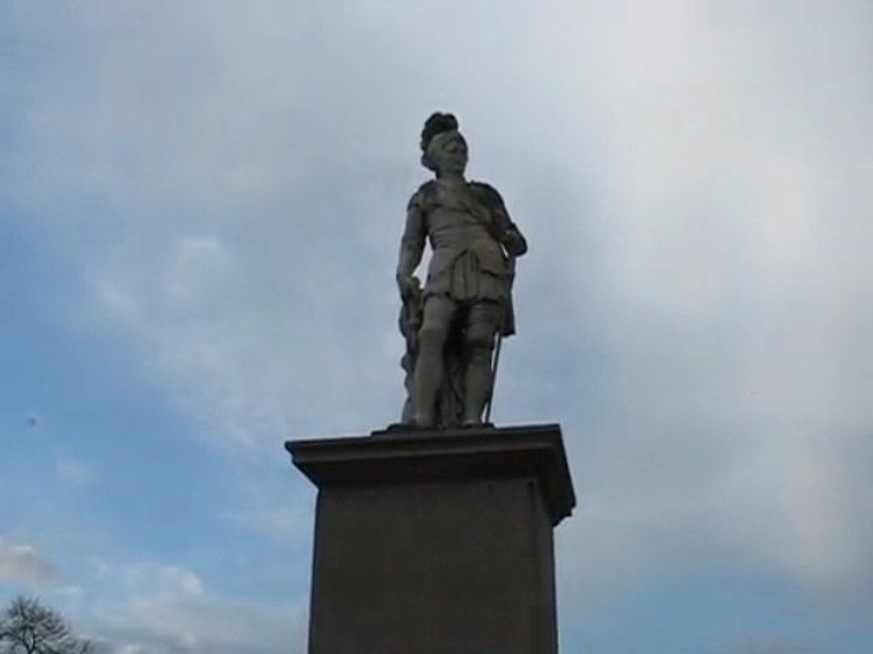 Nantes : statue