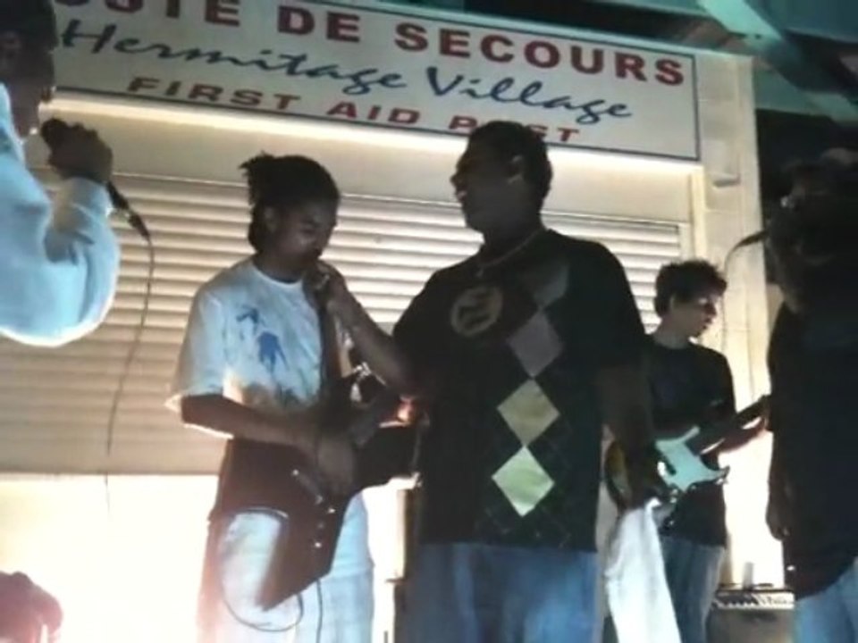 JUNS , KAFF MARON: Sound système maron la Rényon