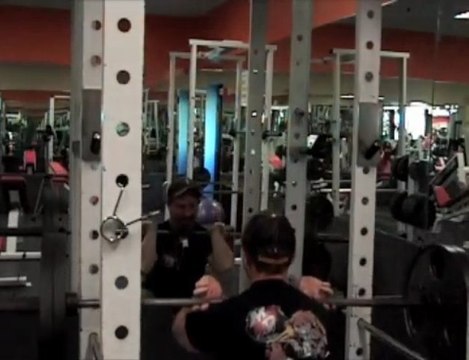 Will Brink doing Front Squats