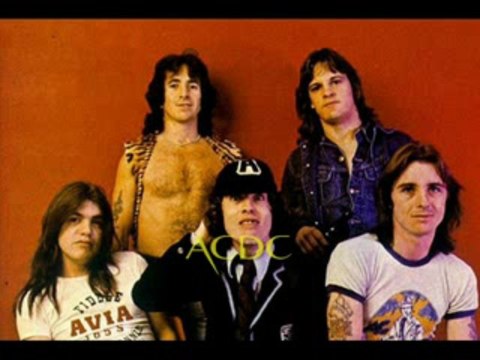 Après ACDC, black sabbath et david bowie voici...