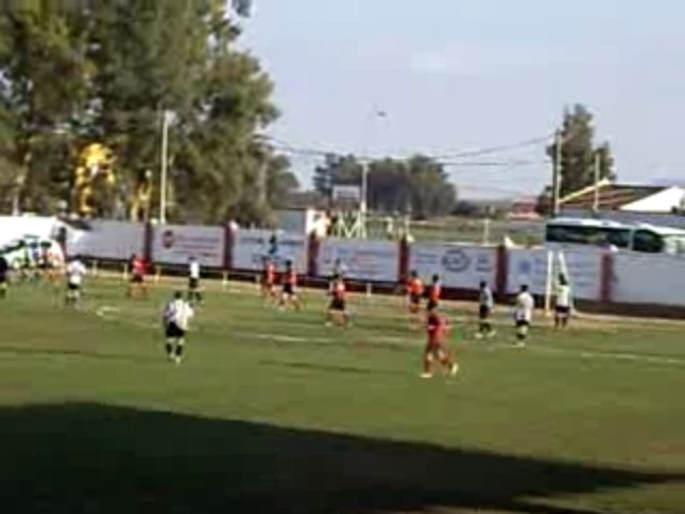 Falta lanzada por Miguel