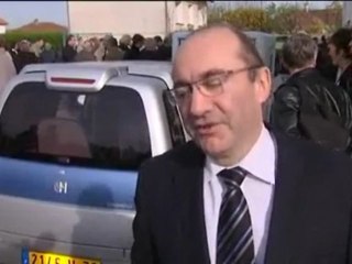 Ségolène Royal lance les premières voitures électriques