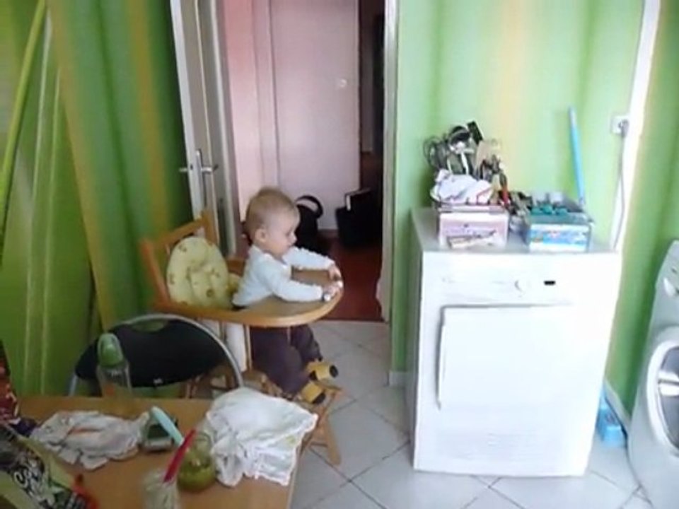 Eliott et le lave linge