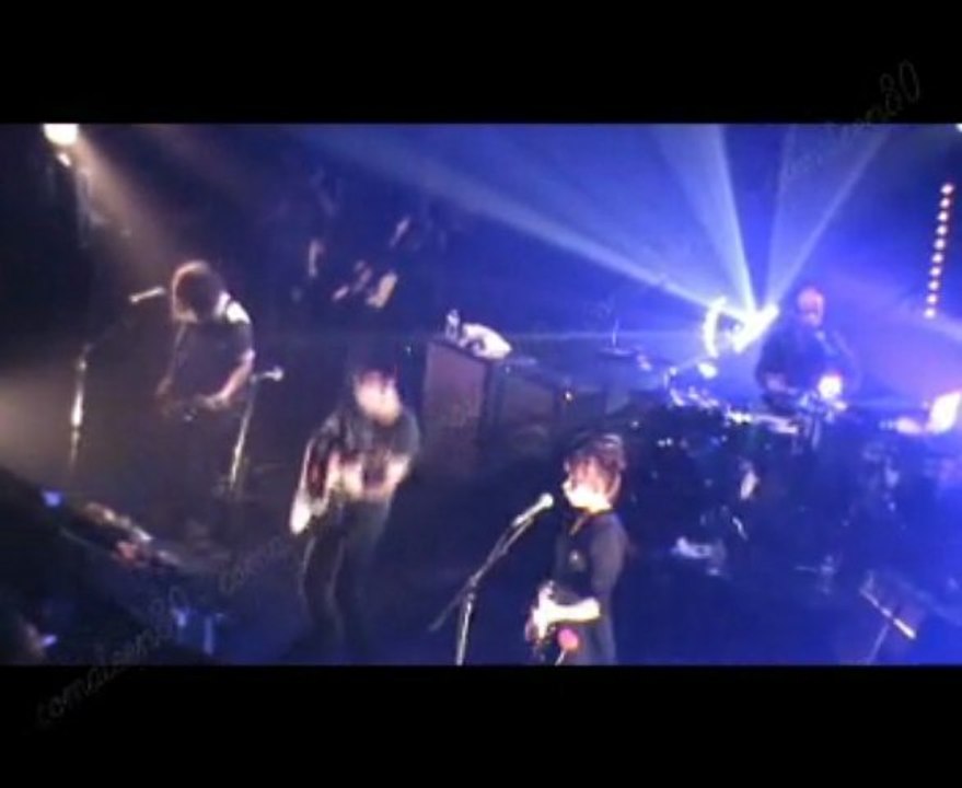 EIFFEL - LA RUE PEUT AUSSI DIRE NON