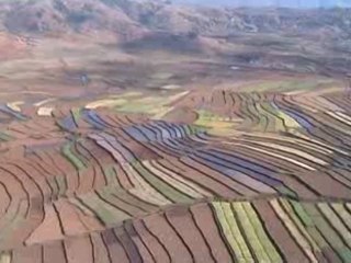 EARTH COLORS / Tour du Monde en ULM/ Rizières de Madagascar